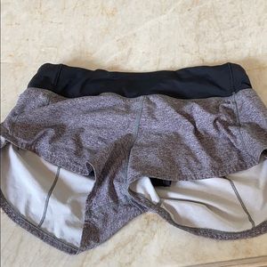 Grey Lulu Lemon Speed Up 2.5” Shorts || Size 4